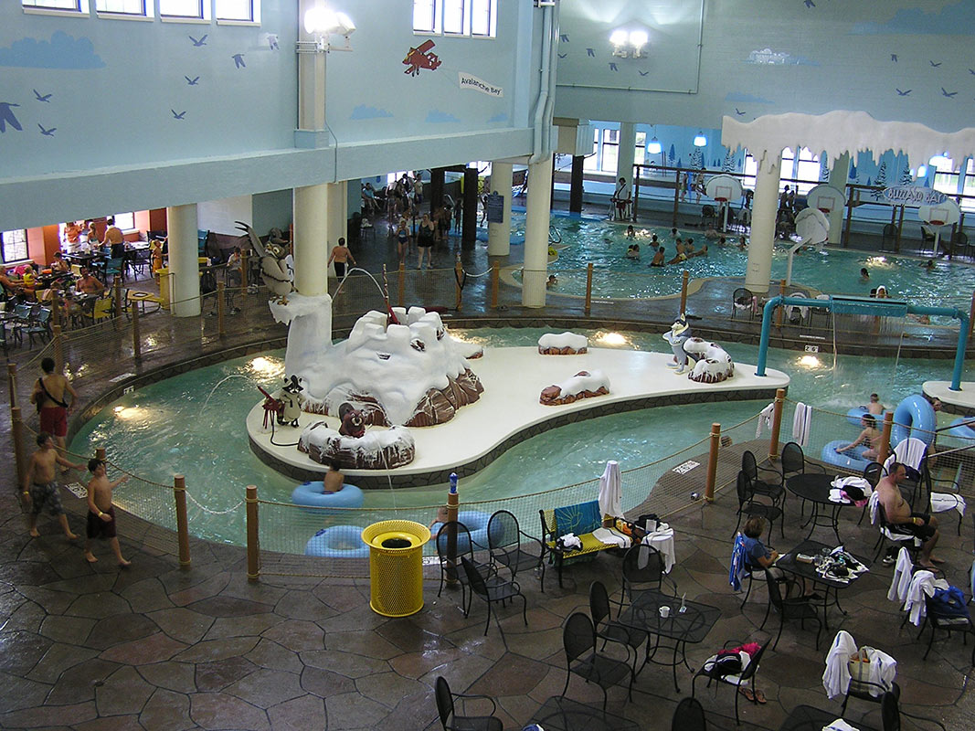 Avalanche Bay Indoor Water Park - Clark Construction Company